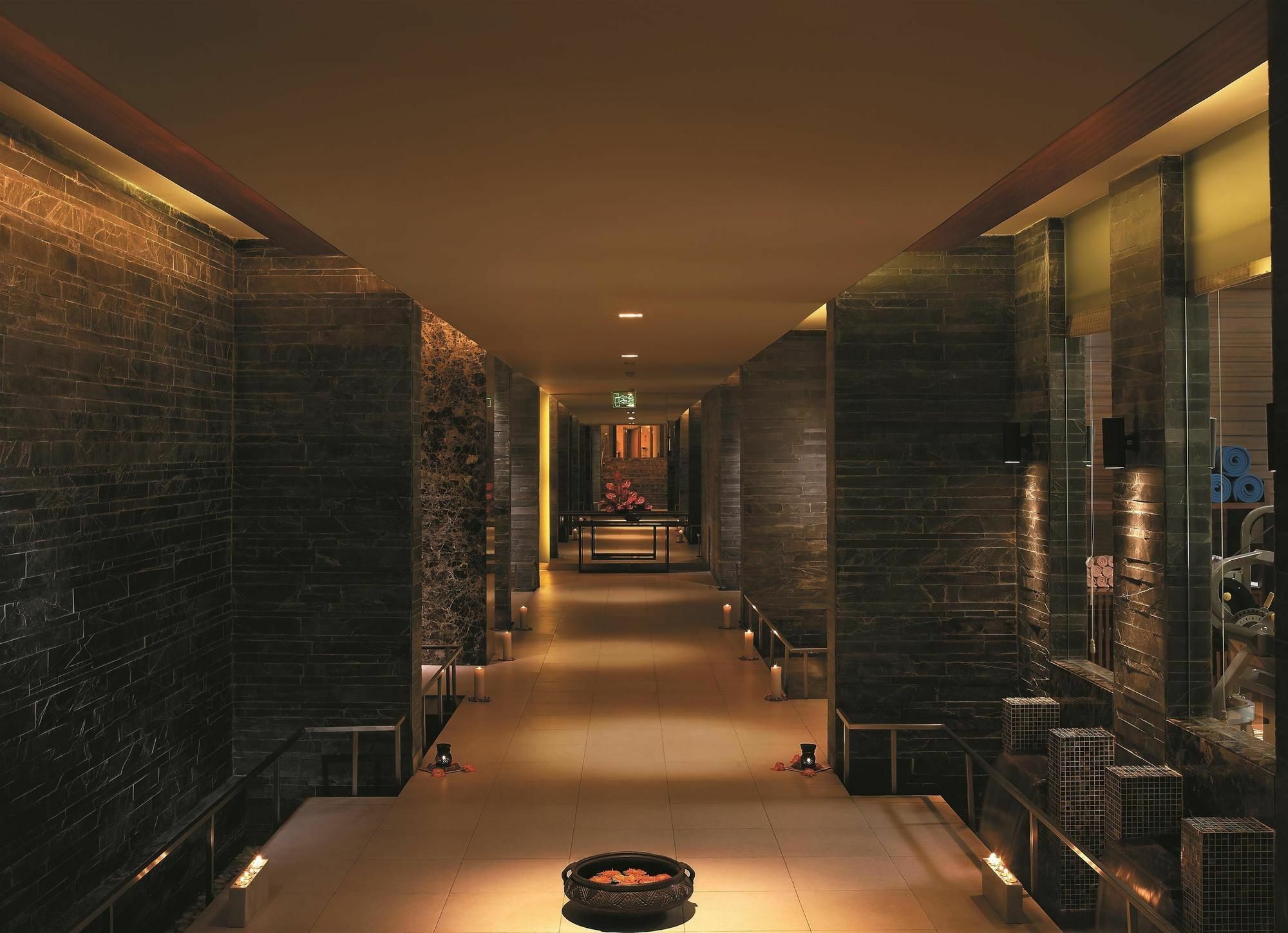 Hotel Shangri-la Eros New Delhi